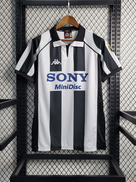 Juventus Home 97/98 Retro